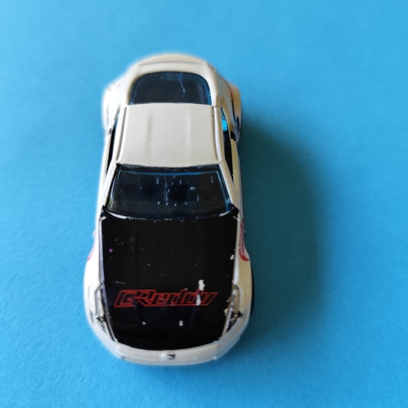 4/$20💥2009 NISSAN 370Z GREDDY 1:64 SCALE COLLECTIBLE DIORAMA DIECAST MODEL CAR - Picture 4 of 6